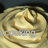 Deliciously Creamy Pumpkin Cream Cheese Frosting for Fall Treats