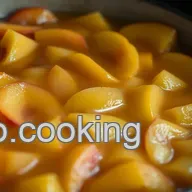 Easy & Juicy Peach Pie Filling Recipe: My Family's Summer Favorite