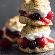Fluffy Shortcake Biscuits Recipe Berry Bliss in Every Bite