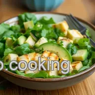 How I Make a Delicious Grilled Chicken Avocado Salad | Healthy & Quick