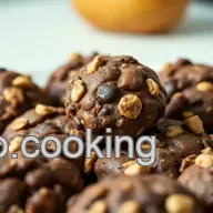 No Bake Chocolate Peanut Butter Cookies: Easy Dream Bites!