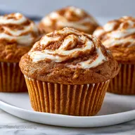 Pumpkin Cream Cheese Muffins: Fluffy