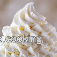 Easiest, Dreamiest Whipped Cream Recipe (Ready in Minutes!)