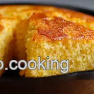 Sweet Skillet Cornbread Recipe: Southern Comfort Made Easy