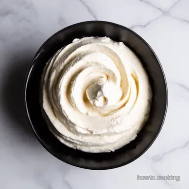 Vanilla Bean Dream Easy Homemade Whipped Cream